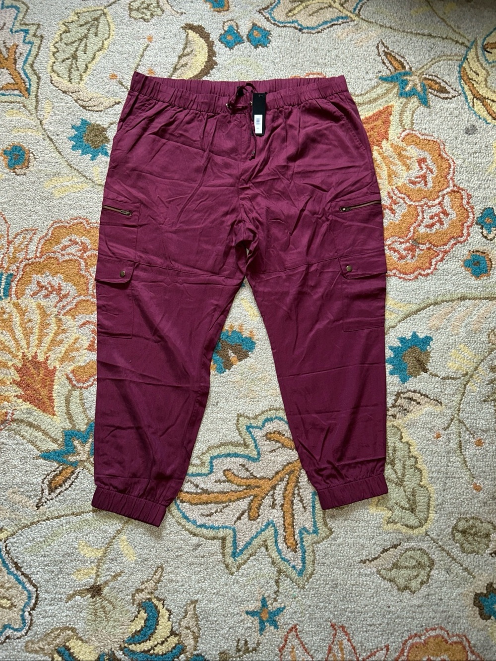 NWT Banana Republic Factory Tencil Cargo Joggers Pull On Pants Burgundy Size XXL